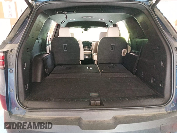 2022 Chevrolet Traverse LT z VIN 1GNEVHKW4NJ177358, wystawiony jako IAAI lot #42514101 z przebiegiem 107 869 mil mil oraz . Historia ofert i sprzedaży dostępna na DreamBid. Obrazek 1.