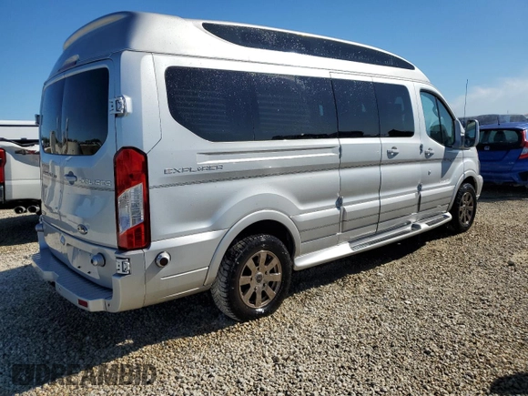 2018 Ford Transit with VIN 1FTYE9ZG7JKA53471, listed as a Copart auction lot 76933234 with 78,295 mi miles and Salvage title. Bid and sale history available at DreamBid. Image 3.
