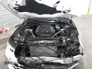 2025 BMW 5 Series 540i xDrive with VIN WBA63FJ06SCU30603, listed as a IAAI auction lot 41478816 with 1,015 mi miles. Bid and sale history available at carsss.com. Image 10.