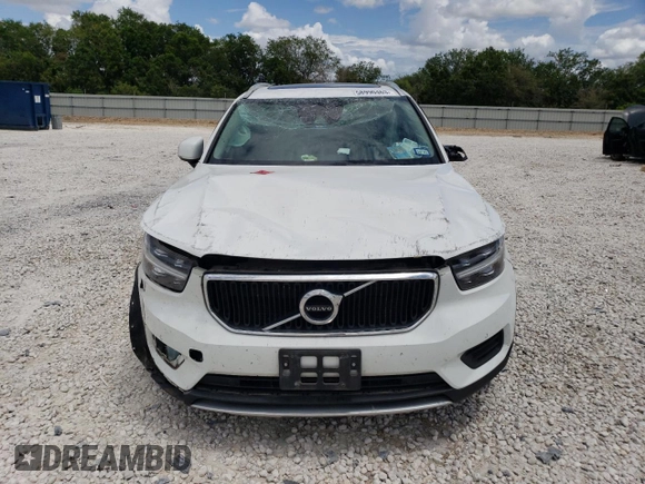 2020 Volvo XC40 Momentum with VIN YV4162UK3L2289293, listed as a Copart auction lot 58990463 with 40,269 mi miles and . Bid and sale history available at DreamBid. Image 5.