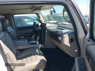 2003 Hummer H2 z VIN 5GRGN23U83H120658, wystawiony jako IAAI lot #41992183 z przebiegiem 226 207 mil mil oraz . Historia ofert i sprzedaży dostępna na DreamBid. Obrazek 5.