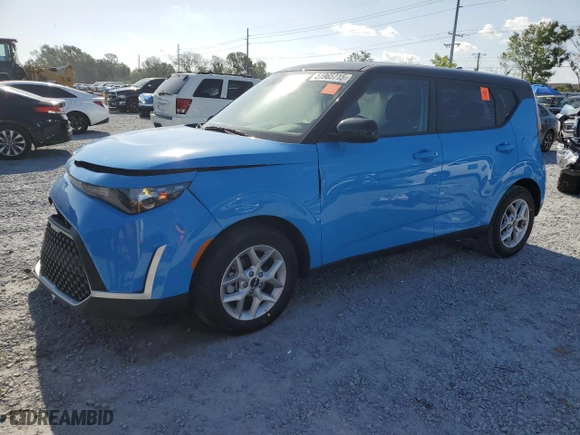 2025 Kia Soul LX with VIN KNDJ23AU2S7247869, listed as a Copart auction lot 51965715 with 2,203 mi miles and Salvage Title. Bid and sale history available at carsss.com. Image 1.