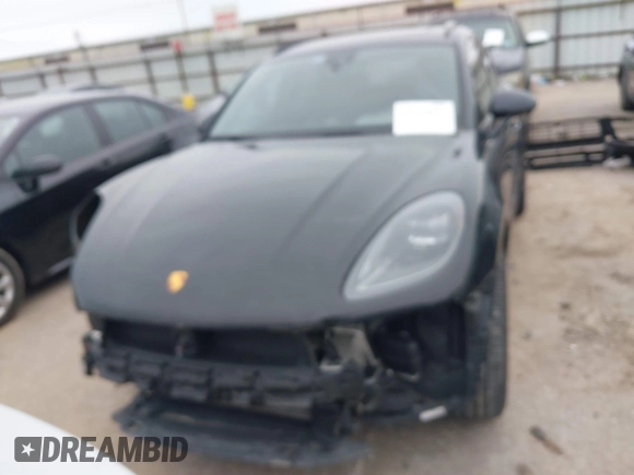 2023 Porsche Macan with VIN WP1AA2A54PLB16364, listed as a IAAI auction lot 41624533 with 30,309 mi miles. Bid and sale history available at carsss.com. Image 6.