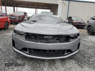 2019 Chevrolet Camaro 2LT with VIN 1G1FD1RS8K0153648, listed as a Copart auction lot 89151385 with 61,675 mi miles and Non Repairable. Bid and sale history available at carsss.com. Image 5.