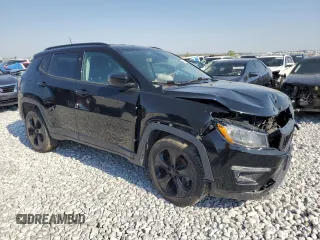 2020 Jeep Compass Latitude z VIN 3C4NJDBB0LT100664, wystawiony jako Copart lot #47980585 z przebiegiem 78 548 mil mil oraz Szkoda całkowita • Salvage title. Historia ofert i sprzedaży dostępna na DreamBid. Obrazek 4.