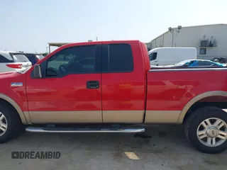 2004 Ford F-150 XL z VIN 1FTPX12574NC21791, wystawiony jako IAAI lot #42304925 z przebiegiem 122 061 mil mil oraz . Historia ofert i sprzedaży dostępna na DreamBid. Obrazek 14.