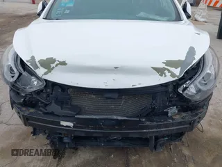 2015 Hyundai Elantra SE z VIN 5NPDH4AEXFH601861, wystawiony jako IAAI lot #41965695 z przebiegiem 100 639 mil mil oraz . Historia ofert i sprzedaży dostępna na DreamBid. Obrazek 6.