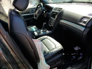2017 Ford Explorer XLT z VIN 1FM5K8DH8HGA21577, wystawiony jako Copart lot #56298555 z przebiegiem 104 874 mil mil oraz Szkoda całkowita • Salvage title. Historia ofert i sprzedaży dostępna na DreamBid. Obrazek 8.