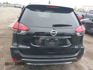 2019 Nissan Rogue SV с VIN KNMAT2MT7KP500047, выставлен на аукционе IAAI как лот 42286977 с пробегом 79 165 миль миль и . История ставок и продаж доступна на DreamBid. Изображение 17.