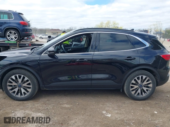 2020 Ford Escape Titanium Hybrid z VIN 1FMCU0DZ5LUB39205, wystawiony jako IAAI lot #42192828 z przebiegiem 47 878 mil mil oraz . Historia ofert i sprzedaży dostępna na DreamBid. Obrazek 15.