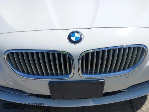 2011 BMW 5 Series 550i with VIN WBAFR9C59BC617438, listed as a IAAI auction lot 42619509 with 107,078 mi miles and . Bid and sale history available at DreamBid. Image 6.