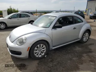 2013 Volkswagen Beetle Entry with VIN 3VWFP7AT9DM668662, listed as a Copart auction lot 59035405 with 114,853 mi miles and Salvage title. Bid and sale history available at DreamBid. Image 1.