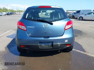 2014 Mazda 2 Sport with VIN JM1DE1KY0E0181555, listed as a IAAI auction lot 41539841 with 121,918 mi miles and . Bid and sale history available at DreamBid. Image 16.