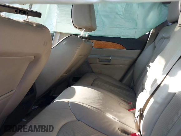 2014 Lincoln MKX with VIN 2LMDJ8JK2EBL00416, listed as a IAAI auction lot 40693429 with 118,427 mi miles. Bid and sale history available at carsss.com. Image 8.