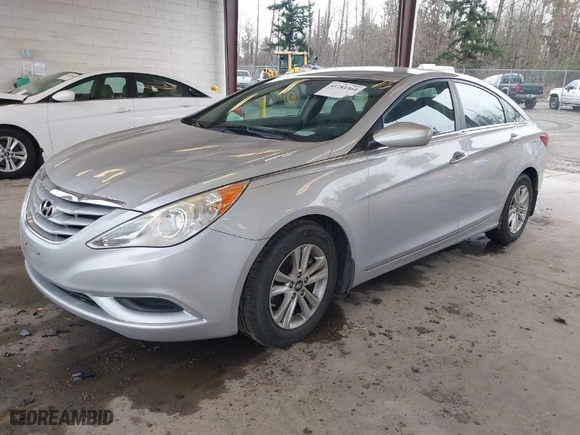 2011 Hyundai Sonata GLS PZEV with VIN 5NPEB4AC2BH128911, listed as a IAAI auction lot 41784564 with 138,458 mi miles. Bid and sale history available at carsss.com. Image 2.