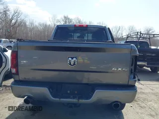 2013 Ram 1500 Sport z VIN 1C6RR7MT4DS545114, wystawiony jako IAAI lot #41797216 z przebiegiem 154 564 mil mil oraz . Historia ofert i sprzedaży dostępna na DreamBid. Obrazek 17.