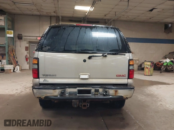 2004 GMC Yukon SLT with VIN 1GKEK13TX4J155865, listed as a IAAI auction lot 41758663 with 281,531 mi miles. Bid and sale history available at carsss.com. Image 16.