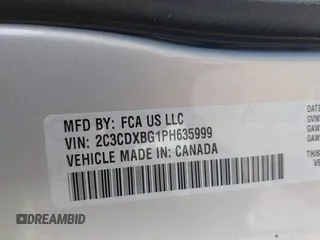 2023 Dodge Charger SXT z VIN 2C3CDXBG1PH635999, wystawiony jako IAAI lot #42056406 z przebiegiem 31 309 mil mil oraz . Historia ofert i sprzedaży dostępna na DreamBid. Obrazek 9.