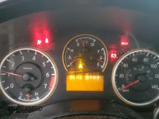 2008 Nissan Titan z VIN 1N6AA06E98N320594, wystawiony jako Copart lot #79463364 z przebiegiem 185 143 mil mil oraz Nie do naprawy • Non repairable. Historia ofert i sprzedaży dostępna na DreamBid. Obrazek 9.