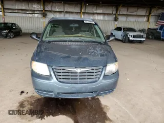 2006 Chrysler Town & Country with VIN 1A4GP45R46B713077, listed as a Copart auction lot 53140055 with 165,433 mi miles and Salvage Title. Bid and sale history available at DreamBid. Image 5.