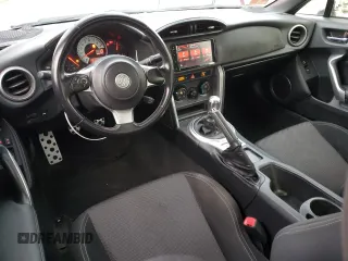 2020 Toyota 86 with VIN JF1ZNAA19L9753165, listed as a Copart auction lot 86173794 with 92,001 mi miles and Clean Title. Bid and sale history available at carsss.com. Image 8.
