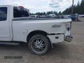 2005 Nissan Titan SE с VIN 1N6AA06B15N565357, выставлен на аукционе IAAI как лот 42321764 с пробегом 141 165 миль миль и . История ставок и продаж доступна на DreamBid. Изображение 6.
