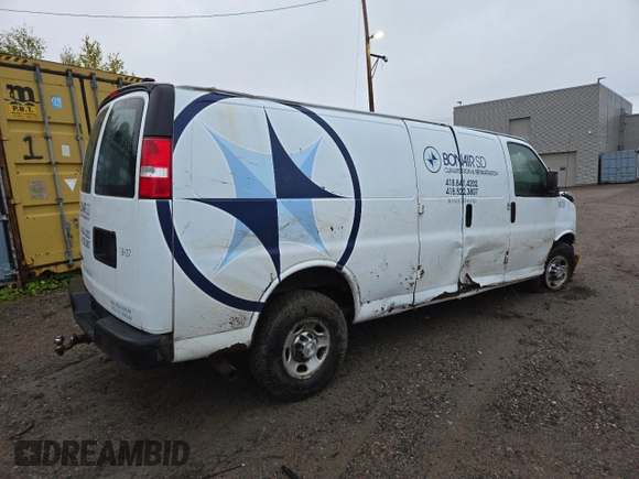 2017 Chevrolet Express Cargo Van with VIN 1GCWGBFF8H1225222, listed as a Copart auction lot 71079524 with 0 mi miles and Salvage Title. Bid and sale history available at carsss.com. Image 3.