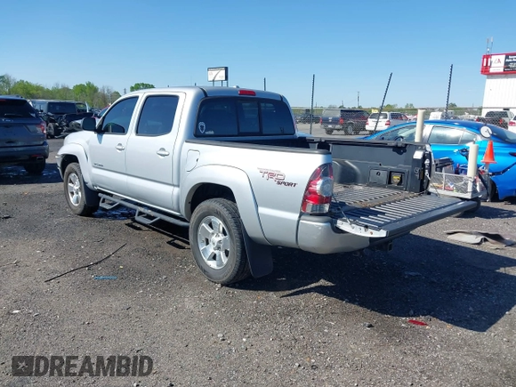 2009 Toyota Tacoma with VIN 3TMLU42N79M034075, listed as a IAAI auction lot 41954016 with 82,399 mi miles and . Bid and sale history available at DreamBid. Image 3.