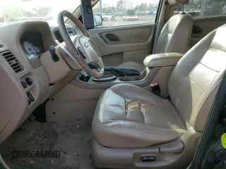 2006 Ford Escape Limited with VIN 1FMYU94196KC82484, listed as a Copart auction lot 48523075 with 208,093 mi miles and Salvage title. Bid and sale history available at DreamBid. Image 7.