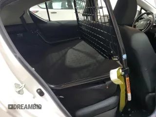 2018 Toyota Prius One with VIN JTDKDTB37J1612911, listed as a Copart auction lot 52892325 with 37,730 mi miles and Clean Title. Bid and sale history available at DreamBid. Image 10.