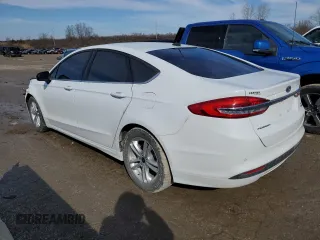 2018 Ford Fusion SE with VIN 3FA6P0HD8JR232074, listed as a Copart auction lot 43714775 with 113,118 mi miles and Salvage Title. Bid and sale history available at DreamBid. Image 2.