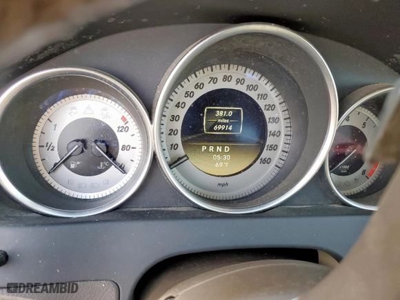 2012 Mercedes-Benz C-Class C 250 with VIN WDDGJ4HB5CF932422, listed as a Copart auction lot 49472485 with 69,914 mi miles and Clean Title. Bid and sale history available at carsss.com. Image 9.