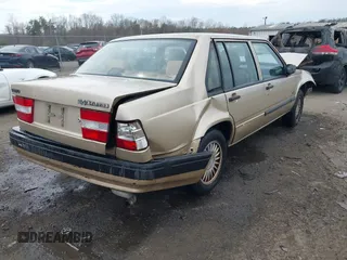 1992 Volvo 900 с VIN YV1JS8704N1101704, выставлен на аукционе IAAI как лот 41884536 с пробегом 151 903 миль миль и . История ставок и продаж доступна на DreamBid. Изображение 4.