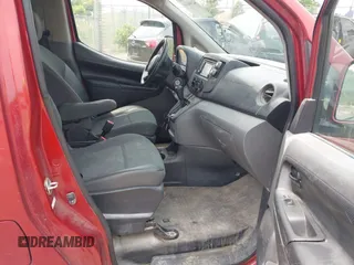 2015 Chevrolet City Express Cargo LT z VIN 3N63M0ZNXFK733123, wystawiony jako IAAI lot #42504510 z przebiegiem 188 296 mil mil oraz . Historia ofert i sprzedaży dostępna na DreamBid. Obrazek 5.