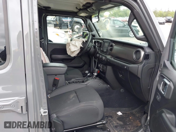 2020 Jeep Wrangler Unlimited Black and Tan with VIN 1C4HJXDG5LW187222, listed as a IAAI auction lot 42238194 with 9,237 mi miles and . Bid and sale history available at DreamBid. Image 5.
