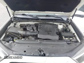 2015 Toyota 4Runner SR5 with VIN JTEZU5JR3F5088409, listed as a IAAI auction lot 40375849 with 157,697 mi miles and . Bid and sale history available at DreamBid. Image 10.