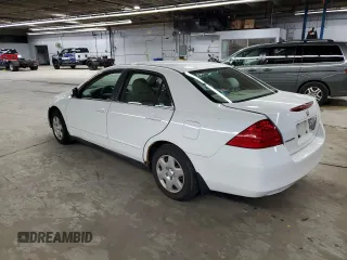 2007 Honda Accord LX with VIN 3HGCM56467G707085, listed as a Copart auction lot 56169445 with 184,254 mi miles and Salvage title. Bid and sale history available at DreamBid. Image 2.