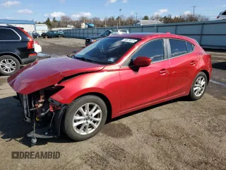 2015 Mazda 3 i Grand Touring z VIN 3MZBM1M71FM214797, wystawiony jako Copart lot #50079875 z przebiegiem 162 474 mil mil oraz Szkoda całkowita • Salvage title. Historia ofert i sprzedaży dostępna na DreamBid. Obrazek 1.