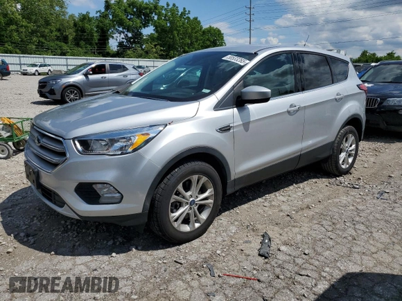 2019 Ford Escape SE z VIN 1FMCU9GD8KUB91172, wystawiony jako Copart lot #58533265 z przebiegiem 111 175 mil mil oraz Szkoda całkowita • Salvage title. Historia ofert i sprzedaży dostępna na DreamBid. Obrazek 1.