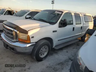 2000 Ford F-350 XL with VIN 1FTSW30S6YEC82315, listed as a Copart auction lot 75479334 with 327,345 mi miles and Salvage Title. Bid and sale history available at DreamBid. Image 1.