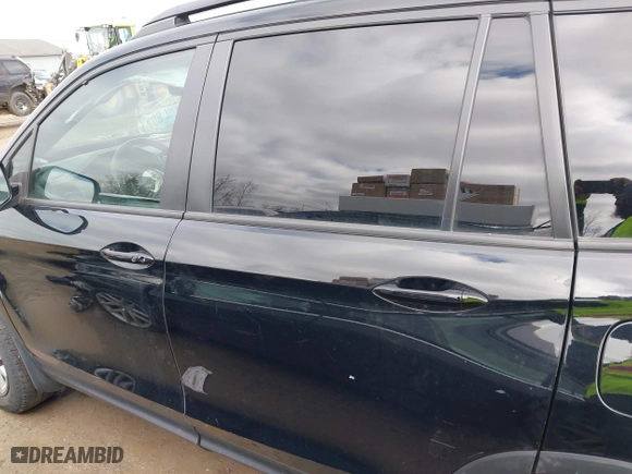 2022 Honda Passport TrailSport with VIN 5FNYF8H60NB011632, listed as a IAAI auction lot 41779705 with 42,038 mi miles. Bid and sale history available at carsss.com. Image 15.
