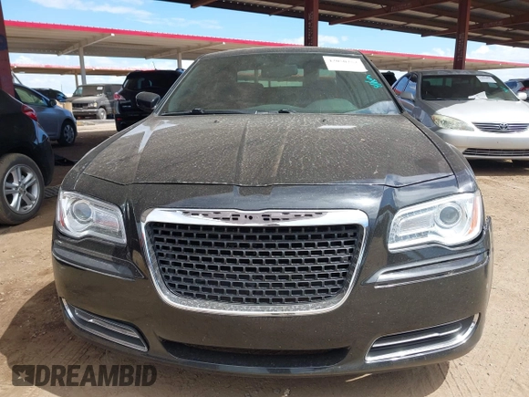 2013 Chrysler 300 S z VIN 2C3CCABG0DH506468, wystawiony jako IAAI lot #42050252 z przebiegiem 145 467 mil mil oraz . Historia ofert i sprzedaży dostępna na DreamBid. Obrazek 12.