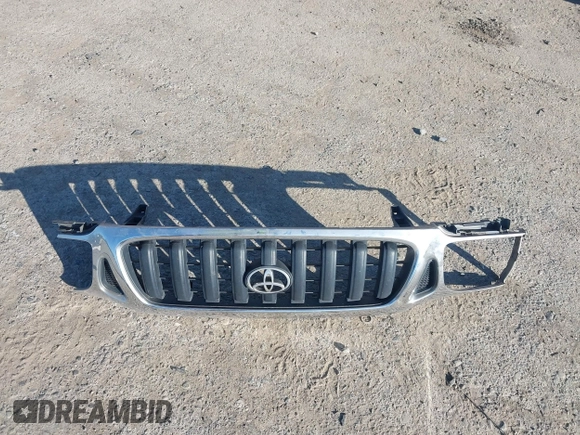 2002 Toyota Tacoma PreRunner with VIN 5TESN92N92Z042015, listed as a IAAI auction lot 41993737 with 261,011 mi miles and . Bid and sale history available at DreamBid. Image 12.