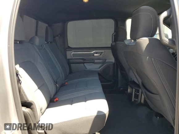 2022 Ram 1500 Big Horn z VIN 1C6SRFFT8NN259663, wystawiony jako Copart lot #55697895 z przebiegiem 63 395 mil mil oraz Czysty tytuł • Clean title. Historia ofert i sprzedaży dostępna na DreamBid. Obrazek 10.