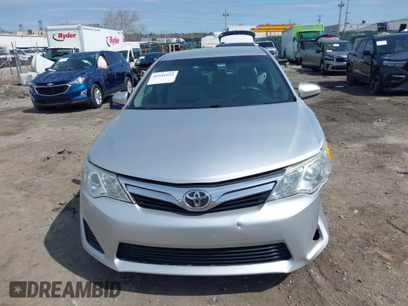 2012 Toyota Camry L with VIN 4T1BF1FK8CU101429, listed as a IAAI auction lot 41941922 with 166,487 mi miles. Bid and sale history available at carsss.com. Image 12.