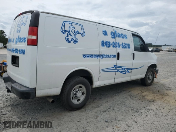 2017 Chevrolet Express Cargo z VIN 1GCWGAFF3H1147488, wystawiony jako Copart lot #51792665 z przebiegiem Nie podano mil oraz Szkoda całkowita • Salvage title. Historia ofert i sprzedaży dostępna na DreamBid. Obrazek 3.