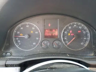 2007 Volkswagen Jetta 2.5 with VIN 3VWPG71K27M050096, listed as a Copart auction lot 56061145 with 230,250 mi miles and Salvage title. Bid and sale history available at DreamBid. Image 9.
