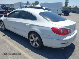 2012 Volkswagen CC Lux Plus z VIN WVWHP7AN3CE513011, wystawiony jako IAAI lot #42303300 z przebiegiem 135 939 mil mil oraz . Historia ofert i sprzedaży dostępna na DreamBid. Obrazek 3.