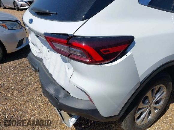 2023 Ford Escape Active with VIN 1FMCU0GN0PUA95712, listed as a IAAI auction lot 41732113 with 14,586 mi miles and . Bid and sale history available at DreamBid. Image 18.