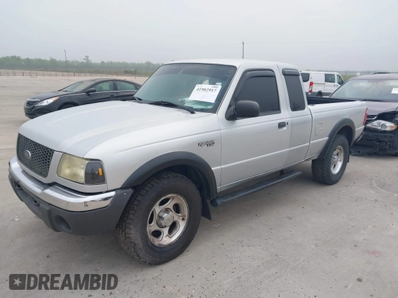 2001 Ford Ranger XL Fleet z VIN 1FTZR15E11TA29949, wystawiony jako IAAI lot #41902917 z przebiegiem 93 921 mil mil oraz . Historia ofert i sprzedaży dostępna na DreamBid. Obrazek 2.
